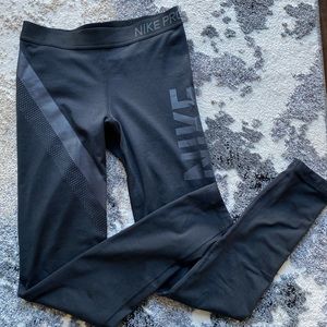 Nike Pro leggings New